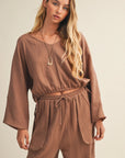 V-neck mocha blouse in gauze fabric with a dolman slv top