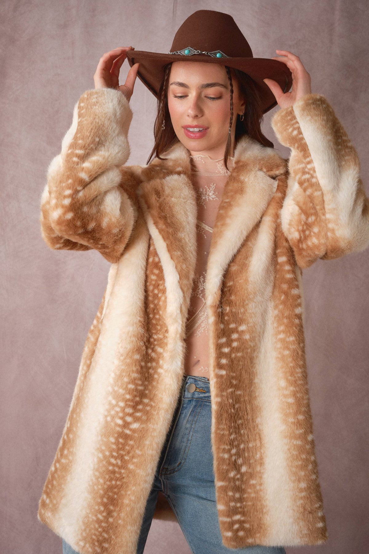 25046J Deer Print Faux Fur Coat: TAUPE / S-M-L (2-2-2)