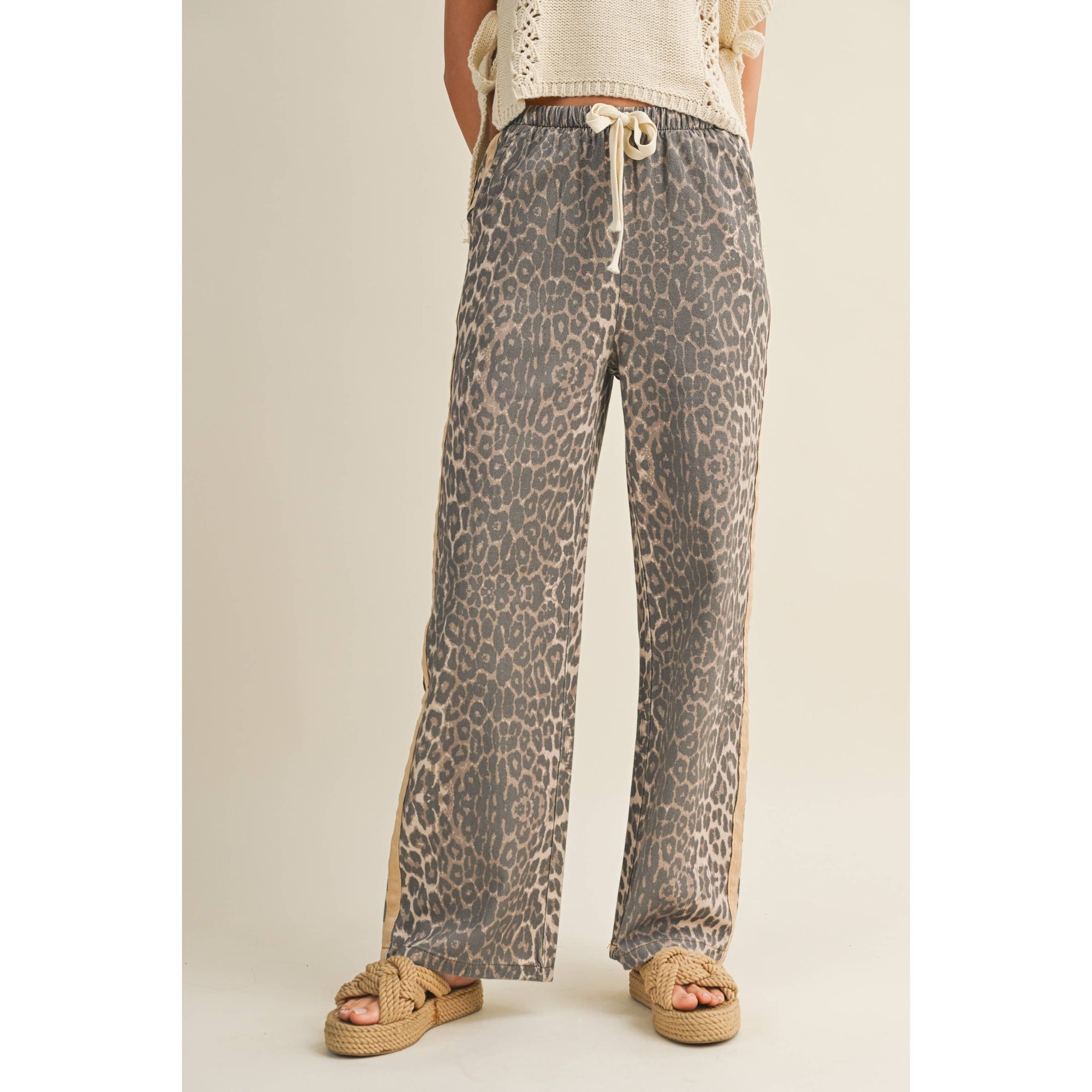 Luxe Leopard Relaxed Pants With Side Trim: LEOPARD/TAUPE