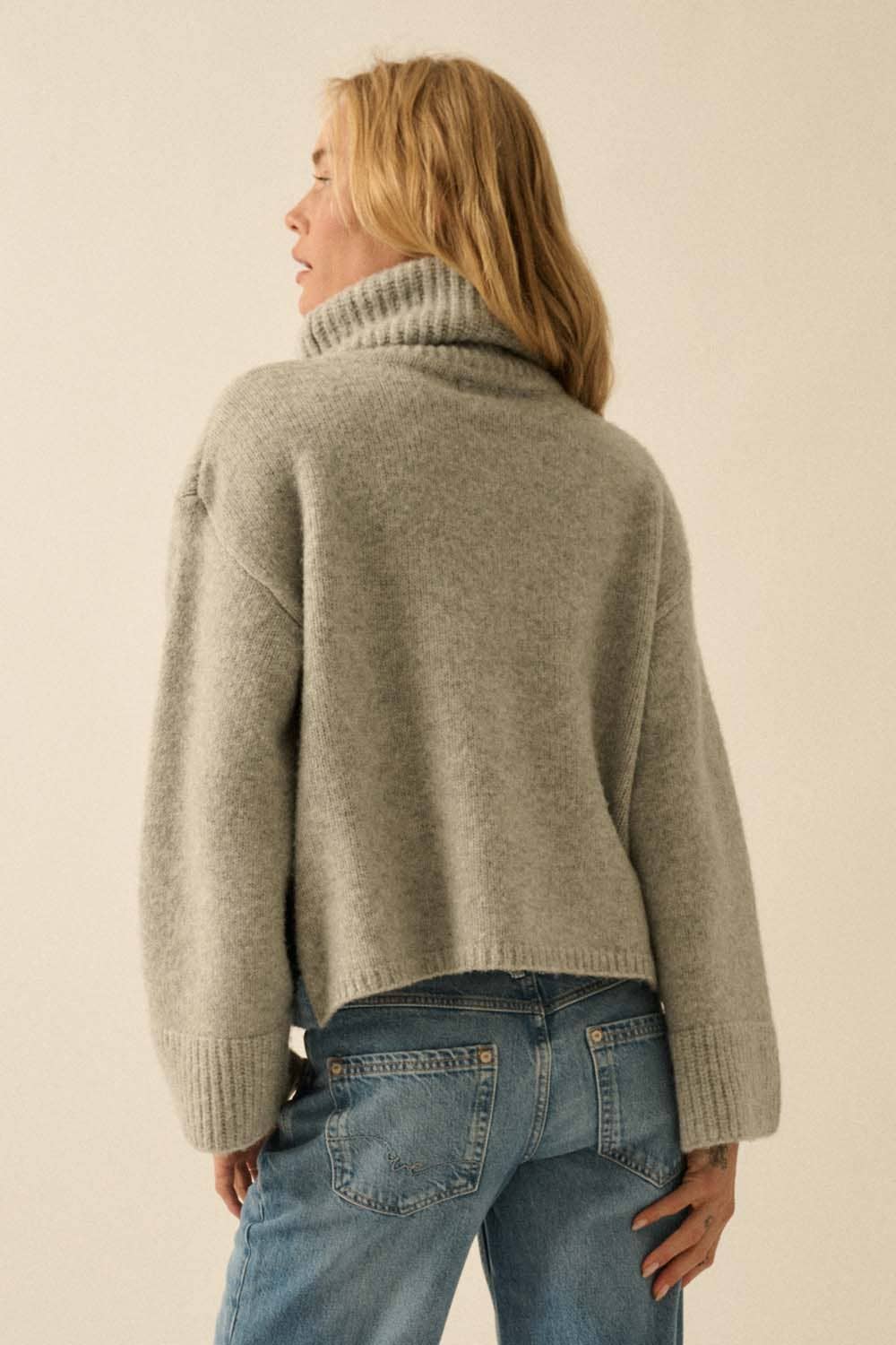 Mountains Fuzzy Jacquard-Knit Turtleneck Sweater: Heather Grey-Black