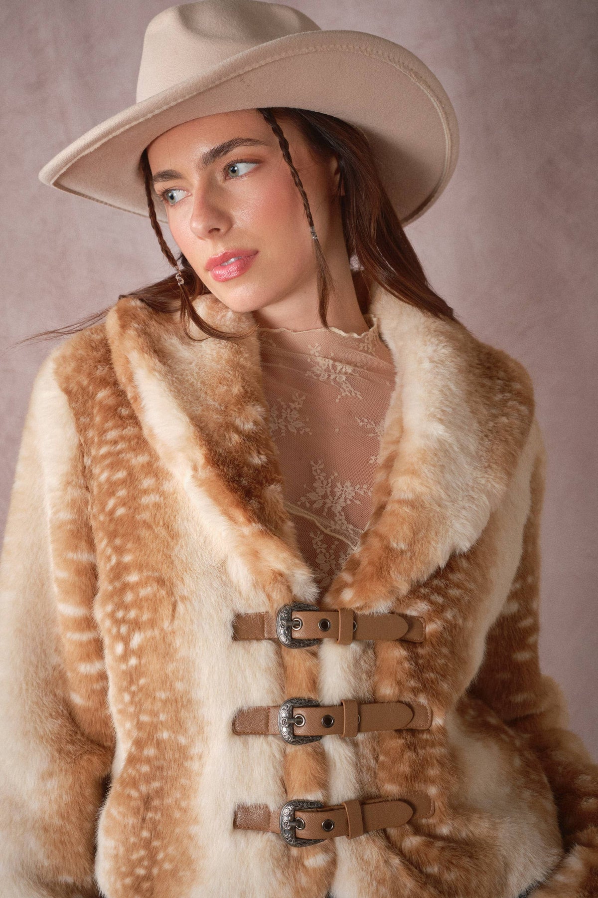 25004J Buckled Deer Print Faux Fur Jacket: DEER FUR / S-M-L (2-2-2)