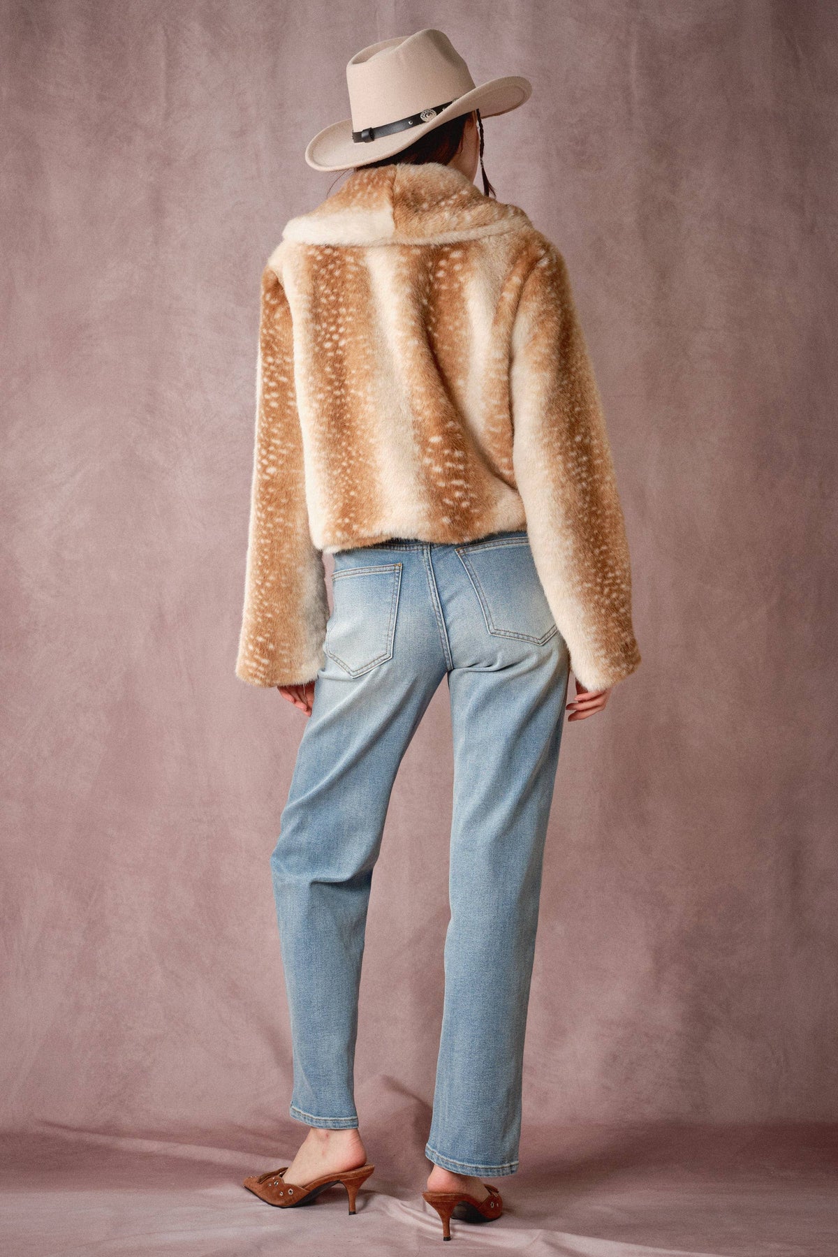 25004J Buckled Deer Print Faux Fur Jacket: DEER FUR / S-M-L (2-2-2)