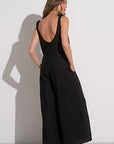 BLACK V-NECK JUMPER