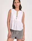 ELN WHITE SLVLESS FLYAWAY TOP