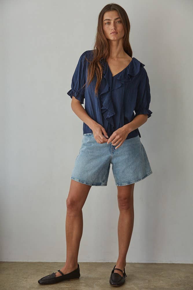 L8439 | Woven Cotton Buttondown V-Neck Short Sleeve Top: