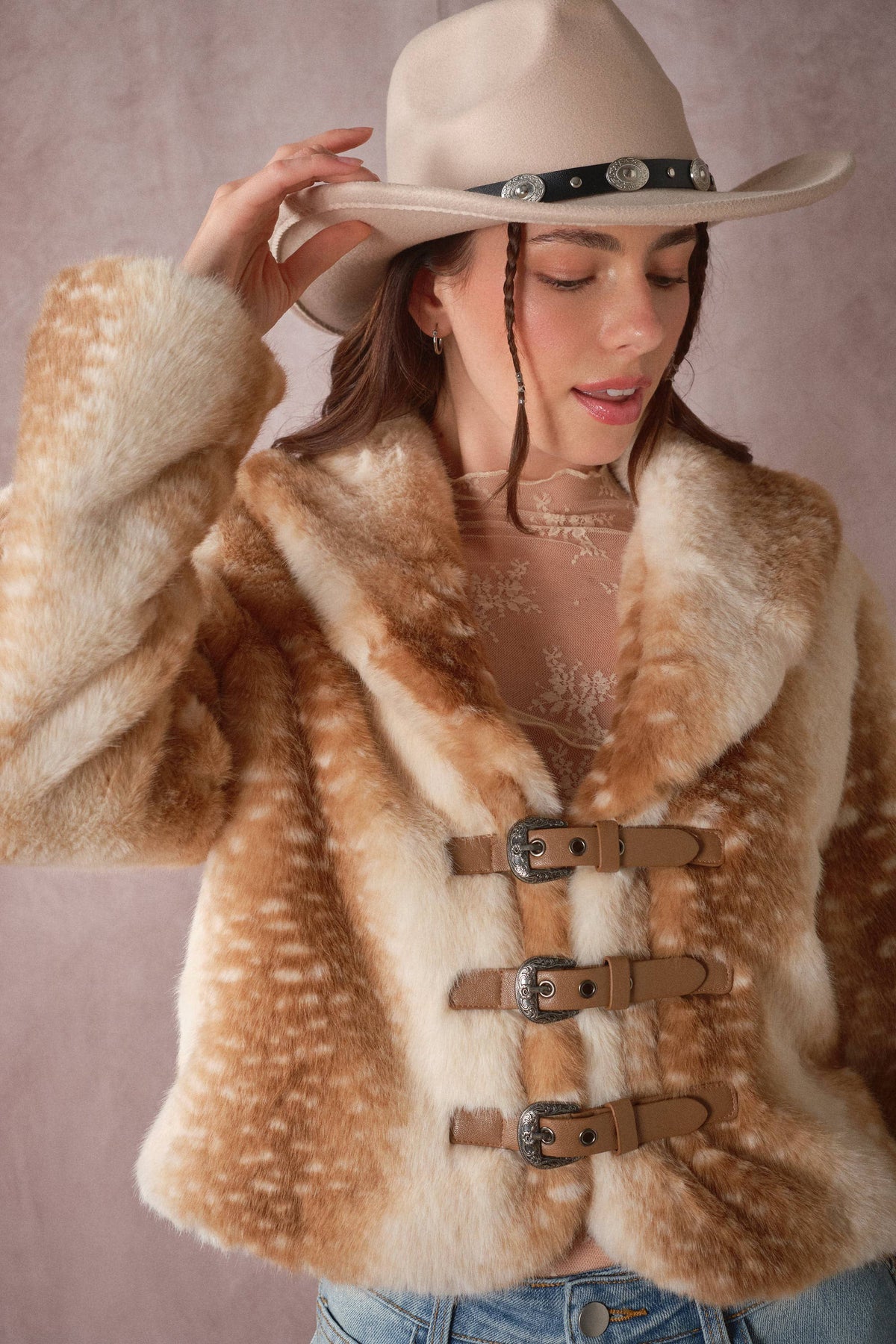 25004J Buckled Deer Print Faux Fur Jacket: DEER FUR / S-M-L (2-2-2)