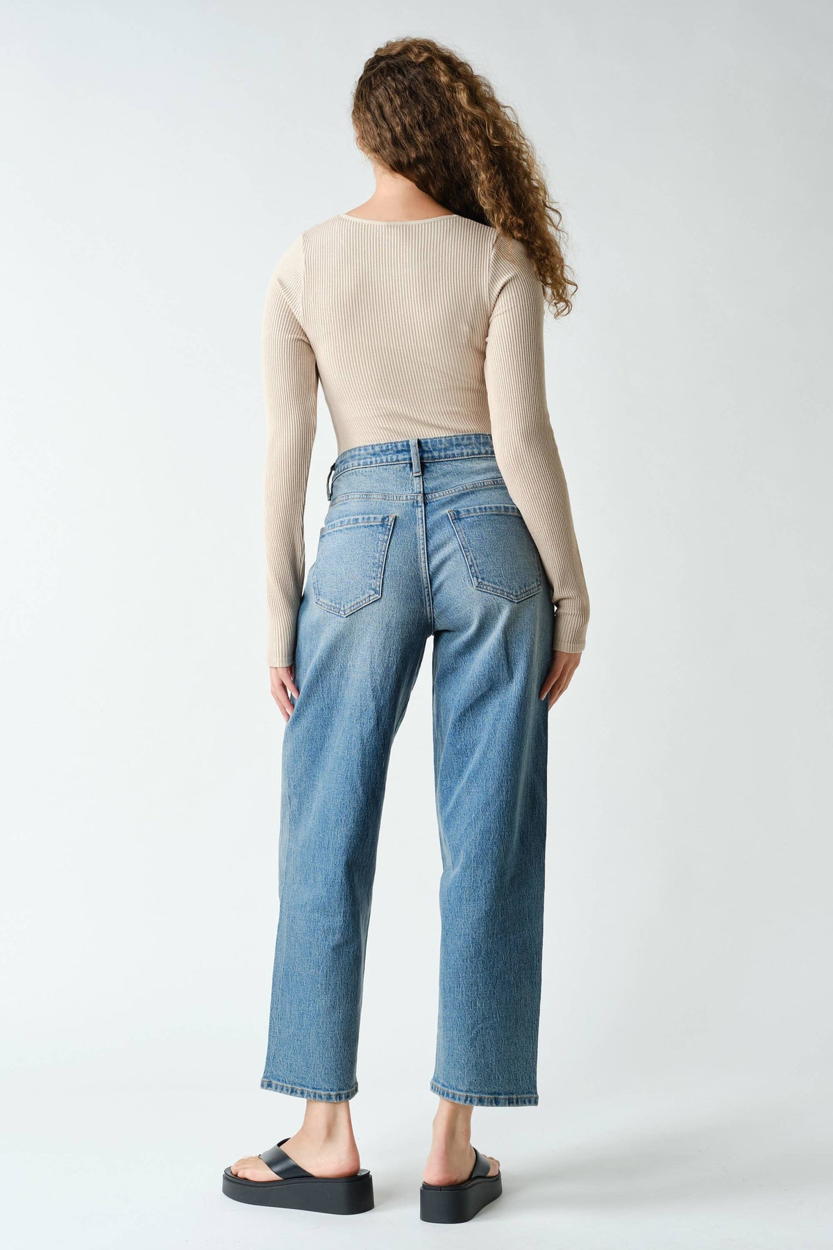 Seamless Ribbed Long Slv Top: OAT MILK