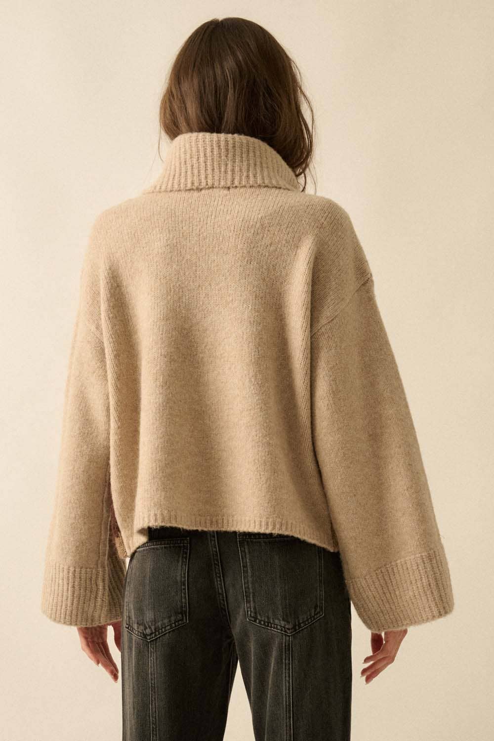 Mountains Fuzzy Jacquard-Knit Turtleneck Sweater: Heather Grey-Black
