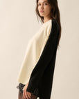 CREAM/BLACK SWEATER