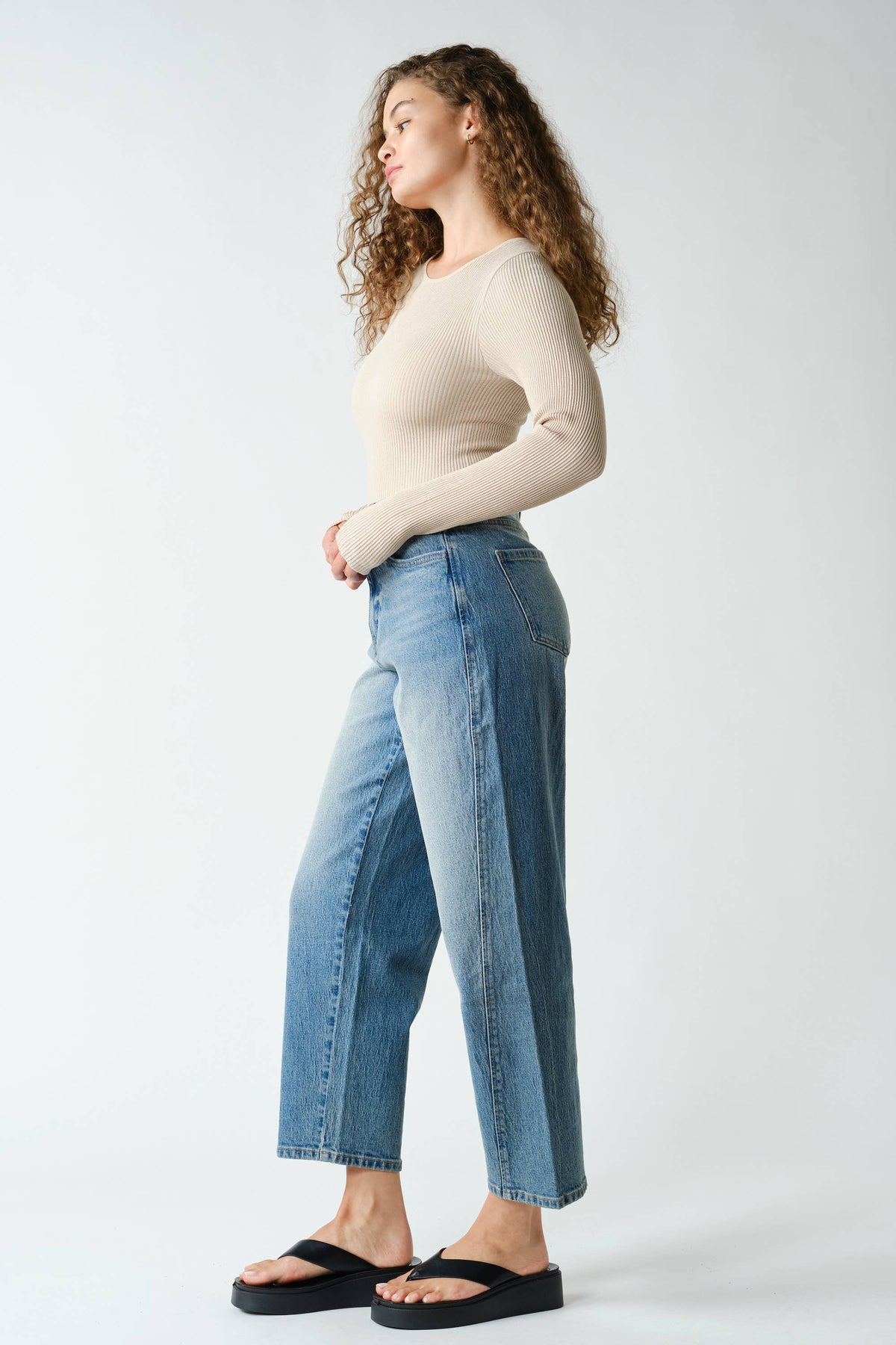 Seamless Ribbed Long Slv Top: OAT MILK