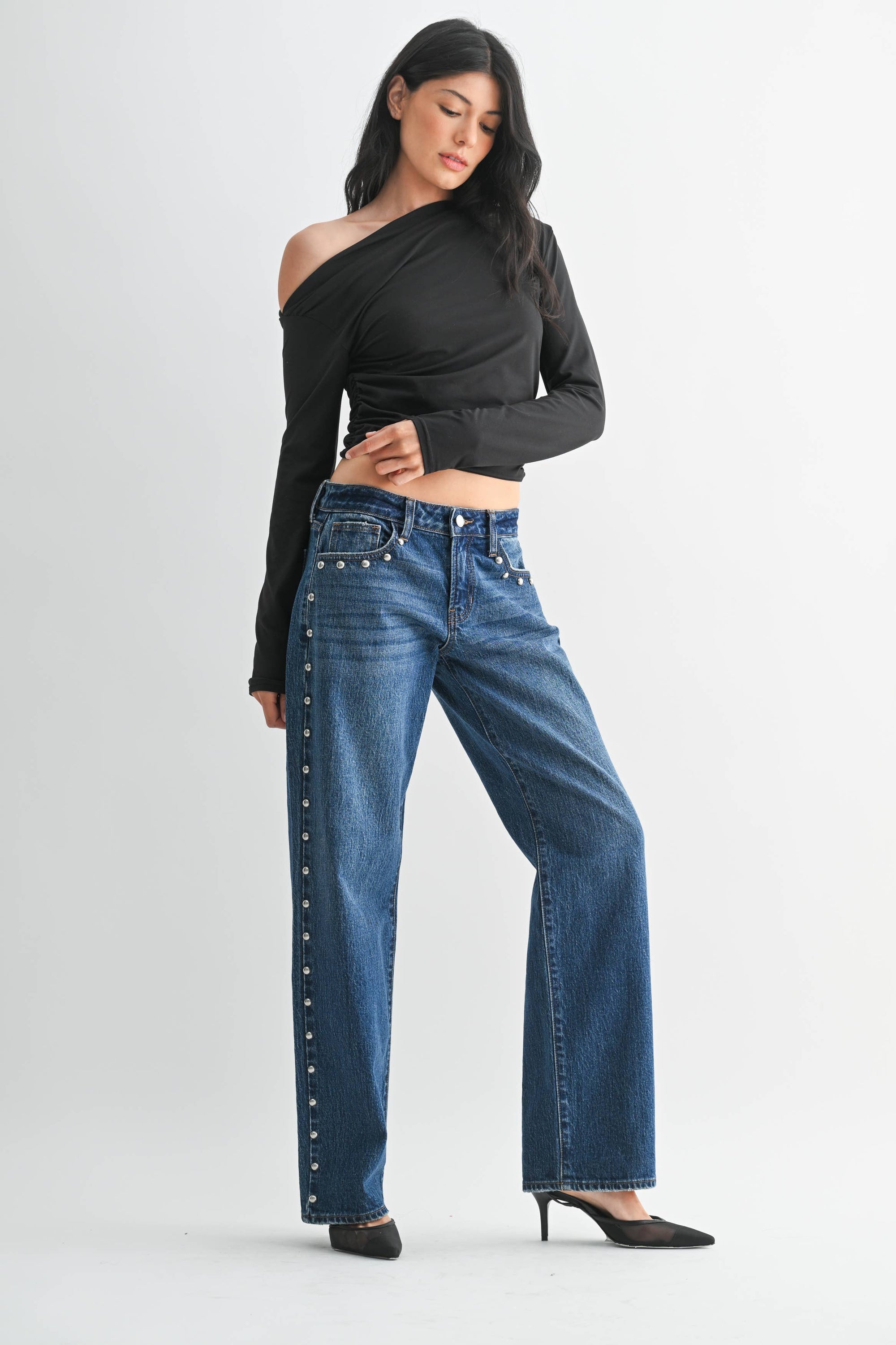 DP848 - DK - Low Rise Studded Baggy Jean