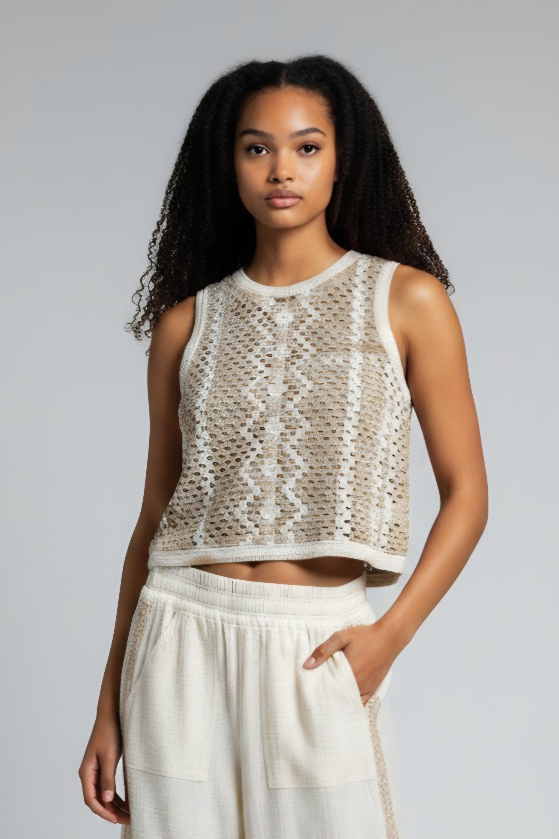 SLEEVELESS KNIT REVESIBLE TOP