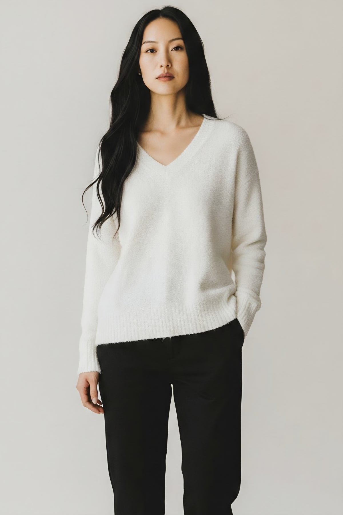 LONG SLV V-NECK SWEATER