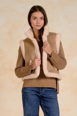 MOCHA VEST W/FAUX FUR DETAIL