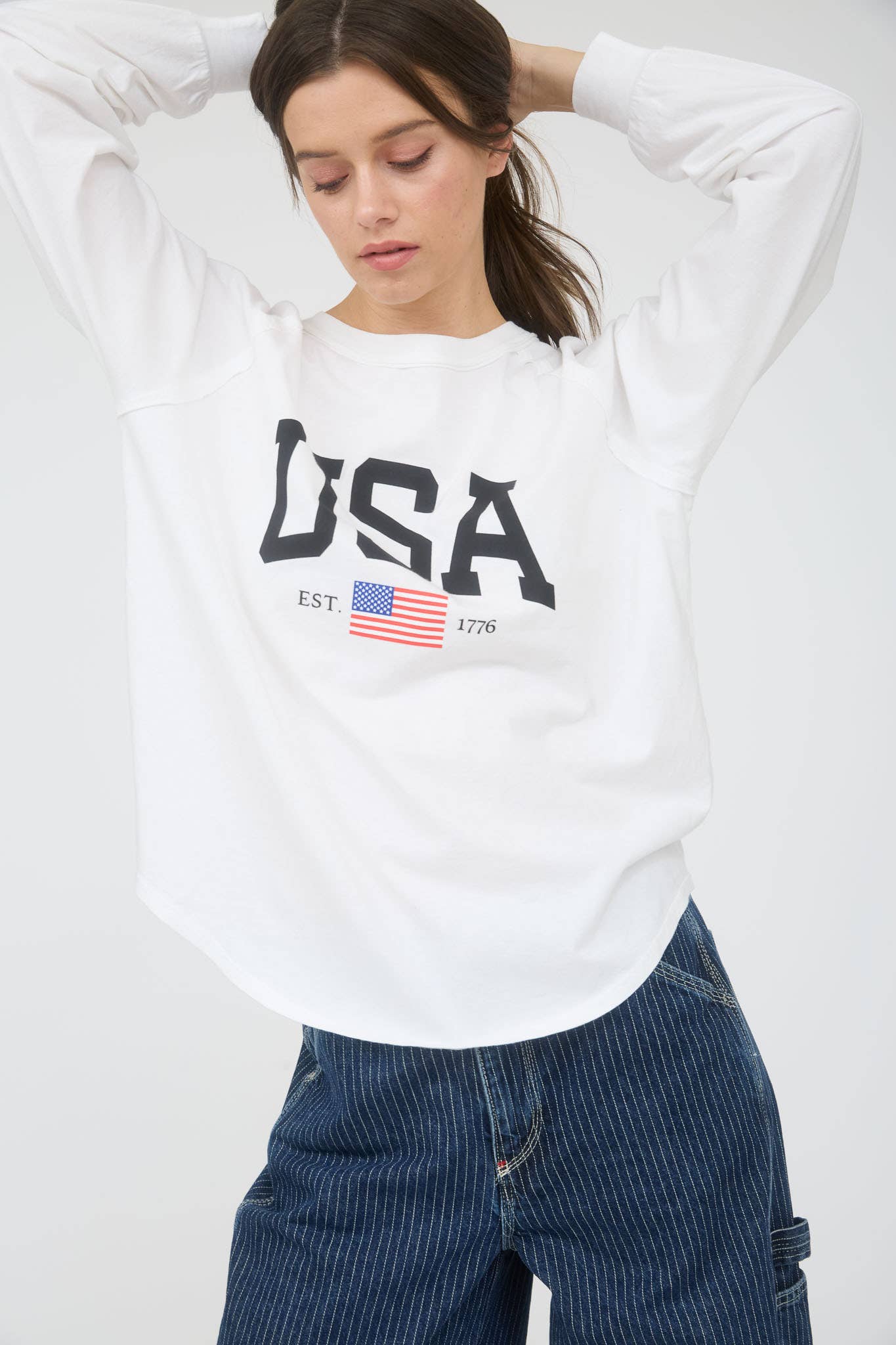 USA GRAPHIC RAGLAN LONG SLEEVE KNIT TOP : WHITE