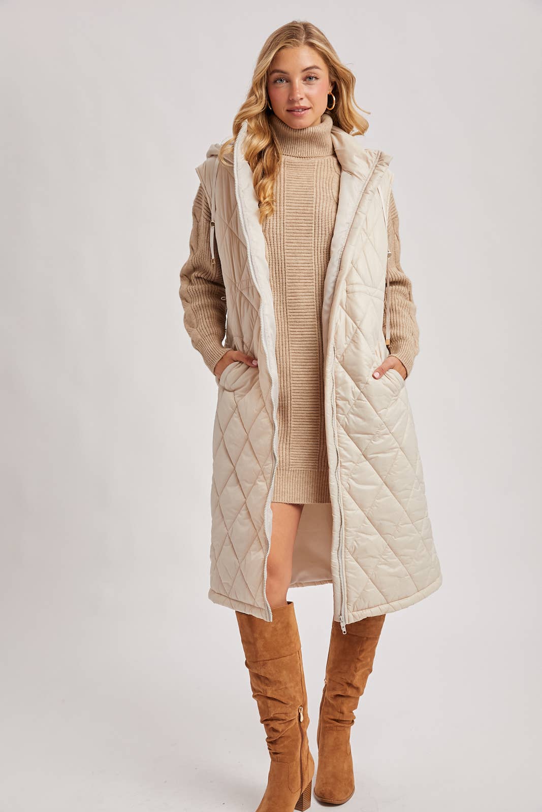 DIAMOND QUIT PUFFER LONG-LINE HOODED VEST: COCO