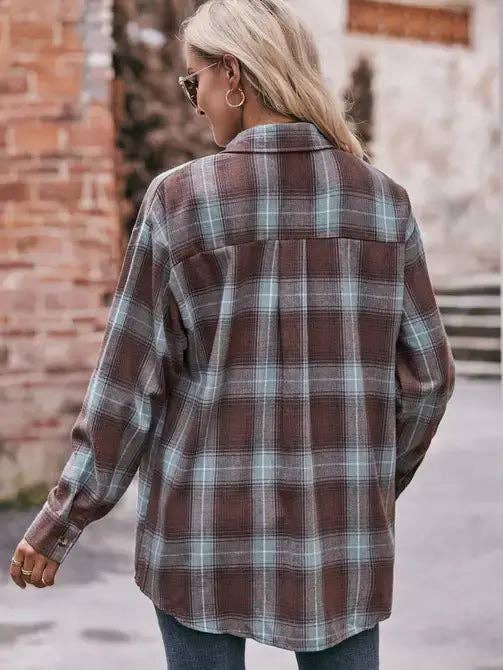 Women’s Caramel Plaid Oversized Flannel Button Down Shirt: Blue / 100%Polyester / M