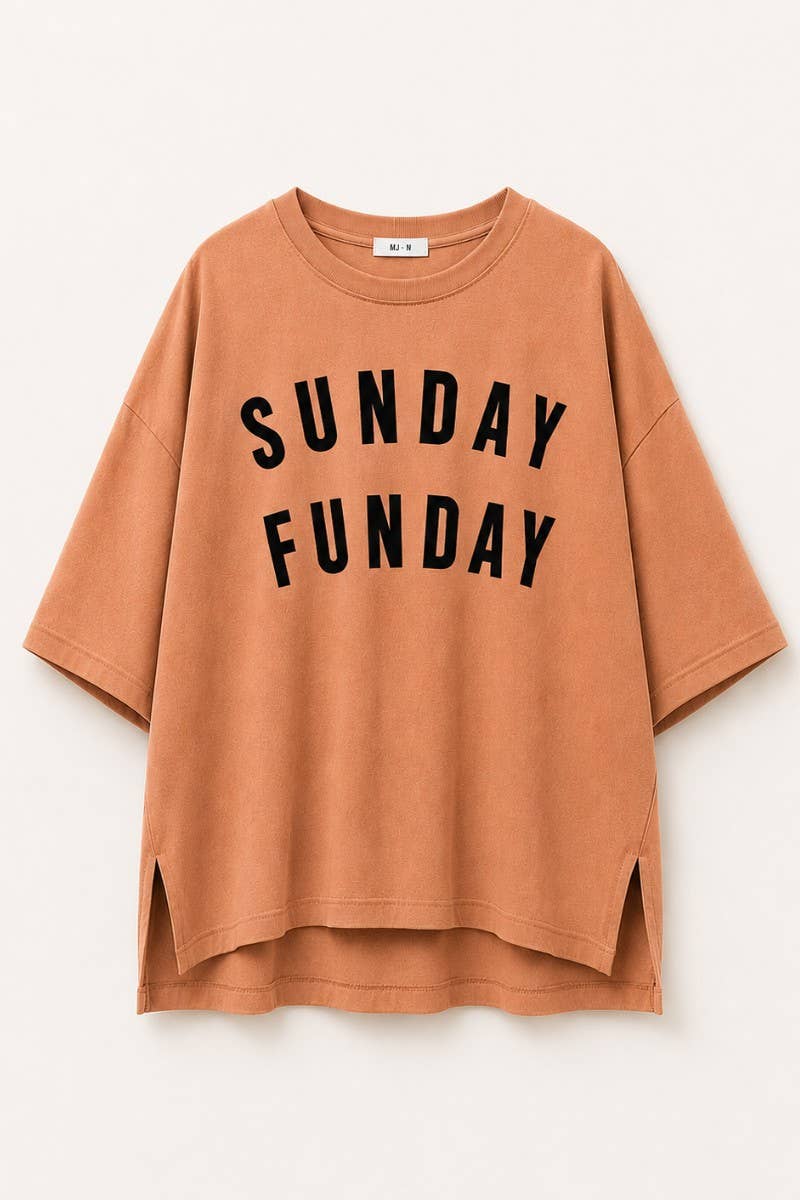 SUNDAY FUNDAY GRAPHIC TOP: MOCHA