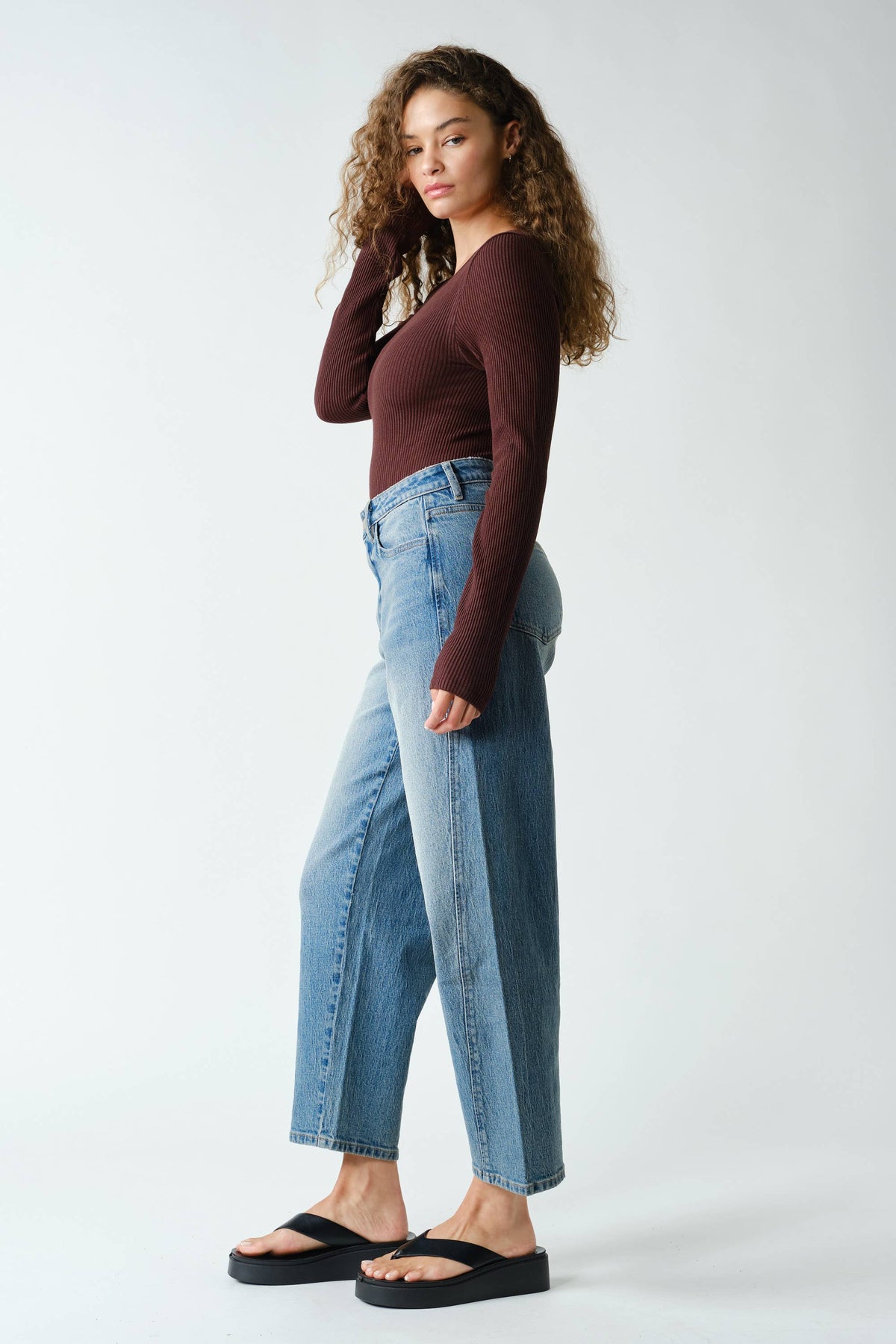 Seamless Ribbed Long Slv Top: COFFEE BEAN