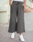 Floral Patch Mineral Wash Terry Knit Cropped Wide Leg Pants: Light Grey