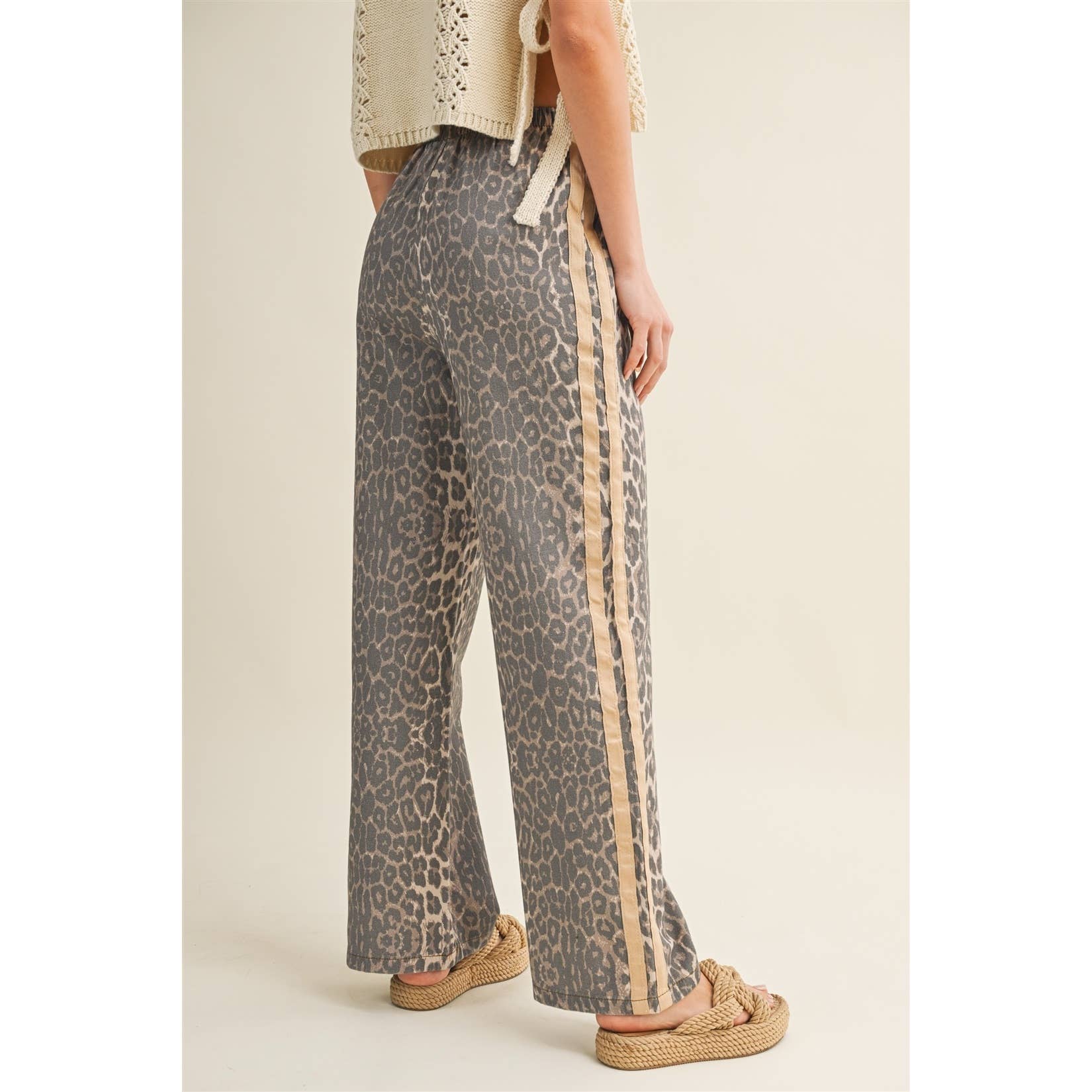 Luxe Leopard Relaxed Pants With Side Trim: LEOPARD/TAUPE