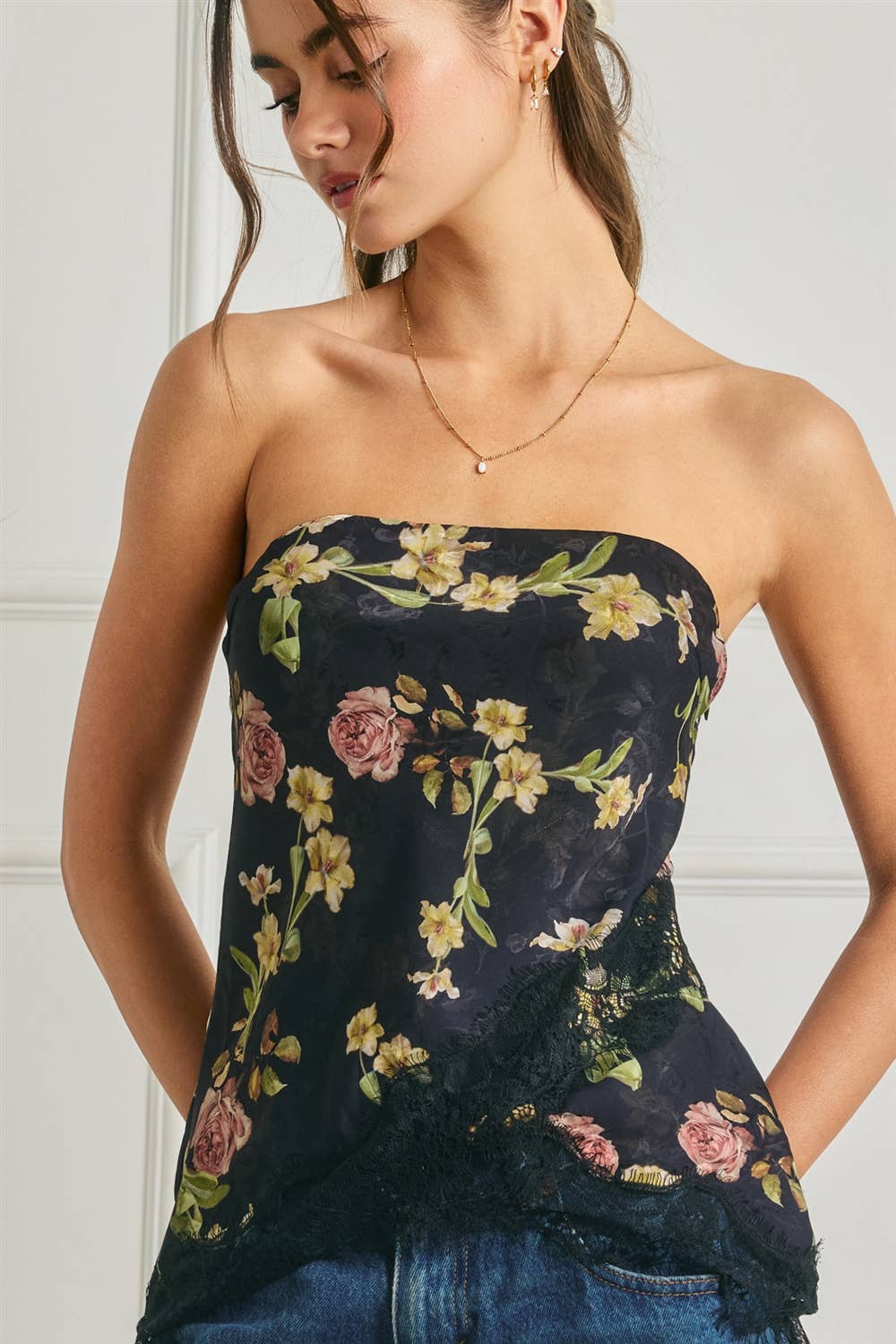 Floral Asymmetrical Lace Hem Tube Top: BLACK