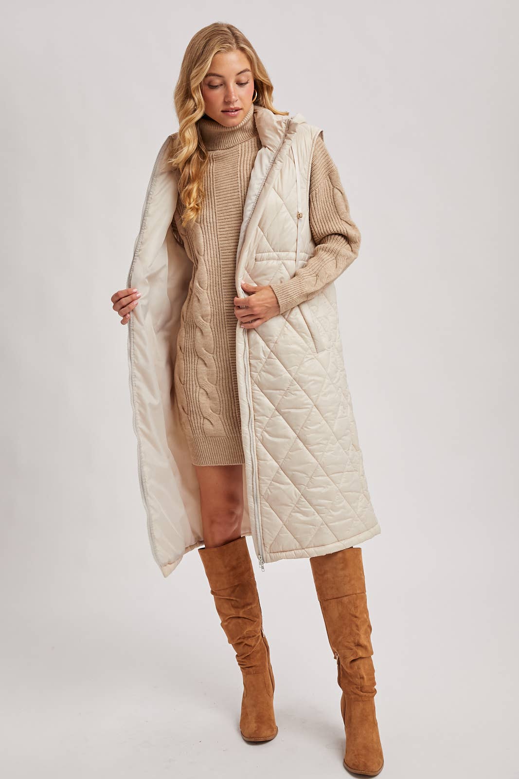 DIAMOND QUIT PUFFER LONG-LINE HOODED VEST: COCO