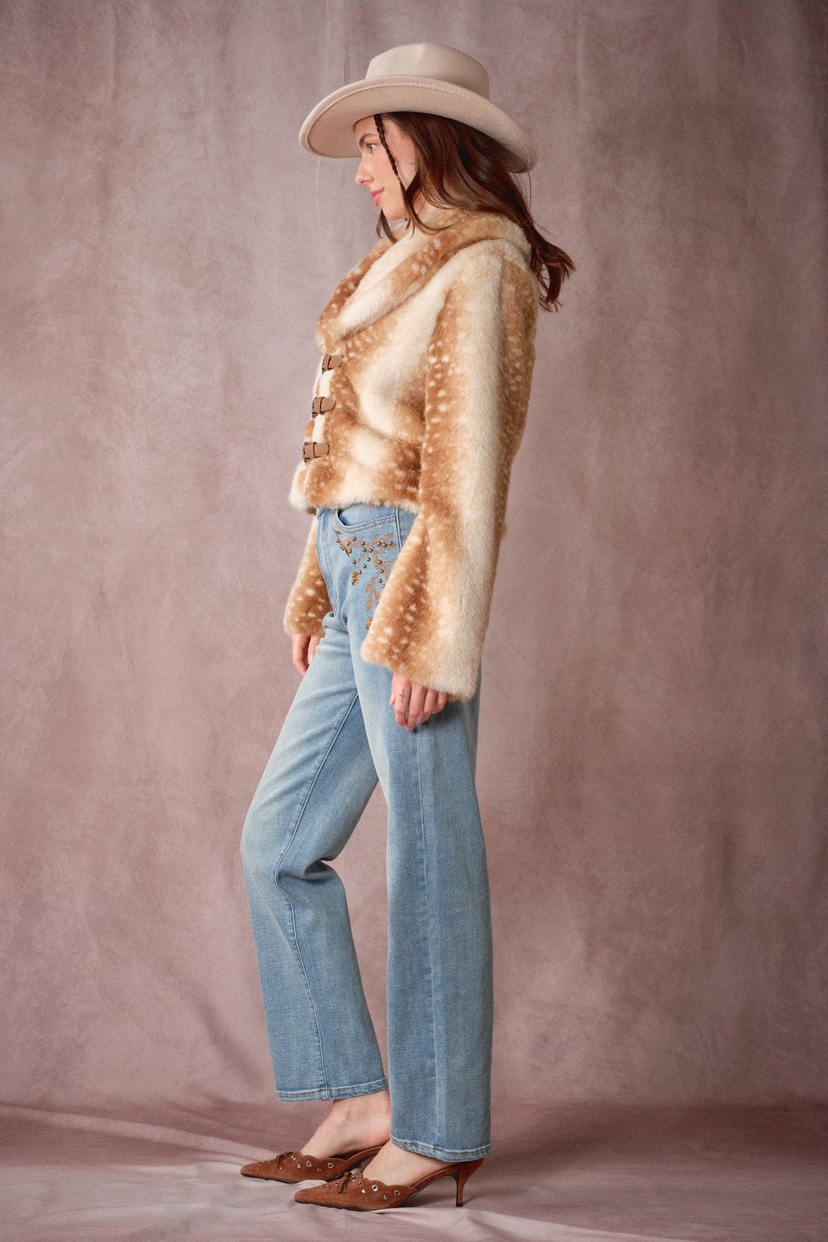 25004J Buckled Deer Print Faux Fur Jacket: DEER FUR / S-M-L (2-2-2)