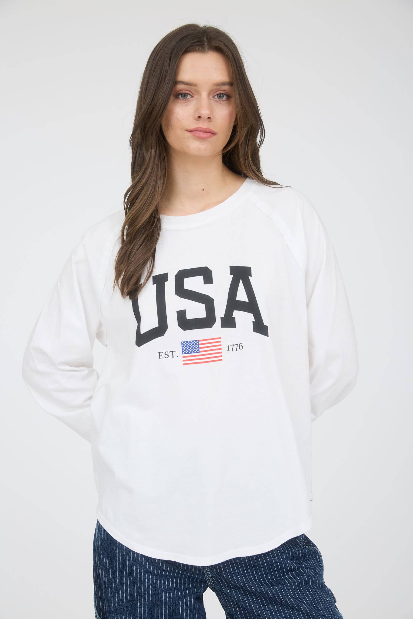 USA GRAPHIC RAGLAN LONG SLEEVE KNIT TOP : WHITE