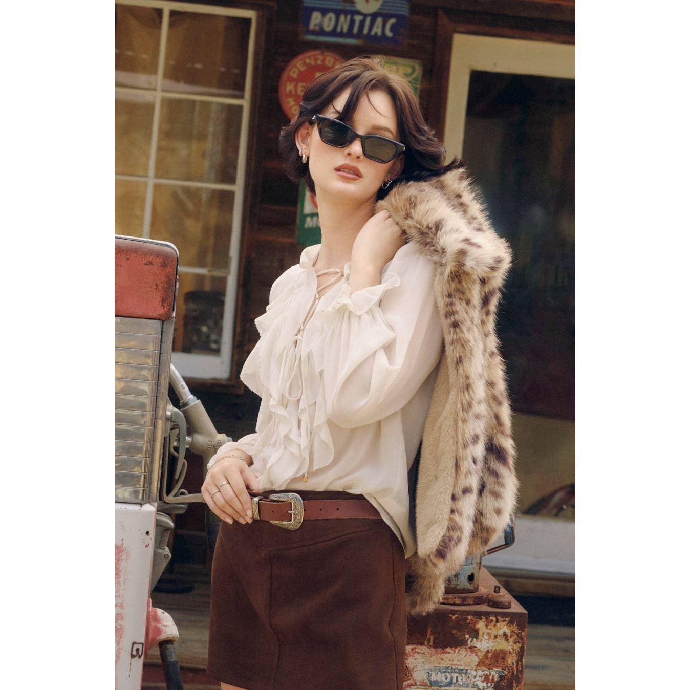 Wanderroot Faux Fur Vest: TAUPE BROWN