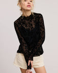L/S FLORAL VELVET LACE TOP: BLACK