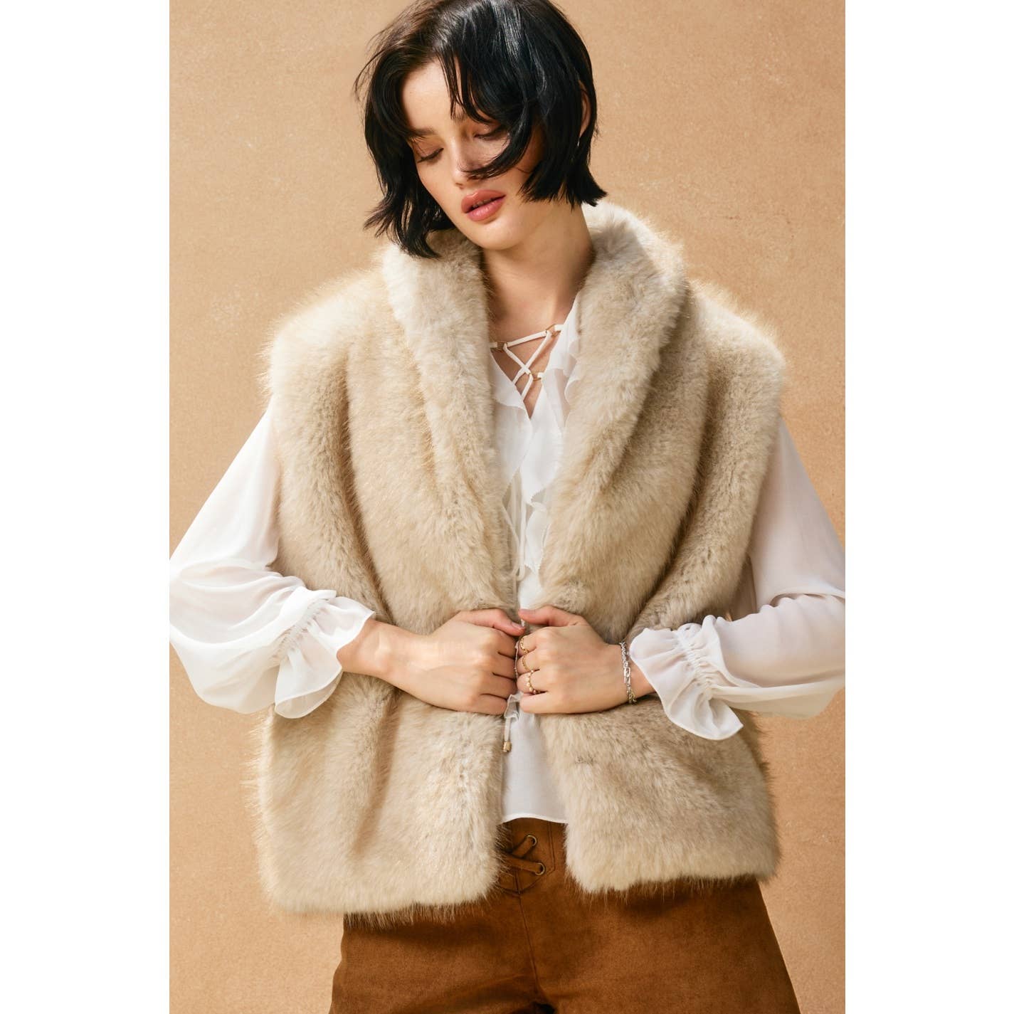 Snow Angel Collared Furry Vest: FRENCH STONE