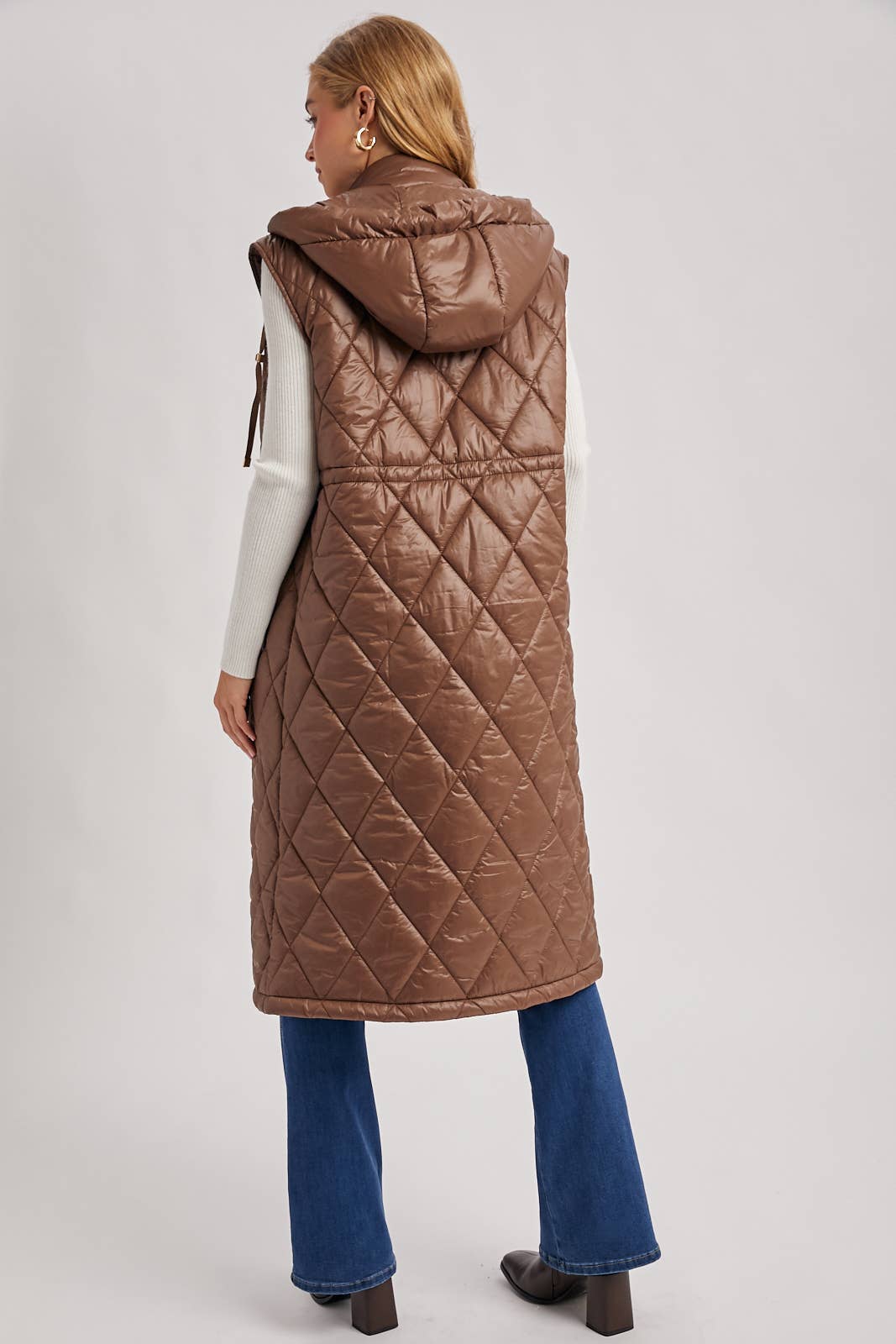 DIAMOND QUIT PUFFER LONG-LINE HOODED VEST: COCO