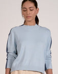 LIGHT TEAL/TEAL COLOR BLK SWEATER