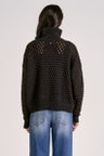 BLACK HALF ZIP SWEATER