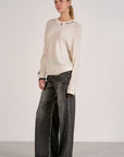 LIGHT WEIGHT SWEATER W/STITCHING DETAIL