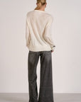 LIGHT WEIGHT SWEATER W/STITCHING DETAIL