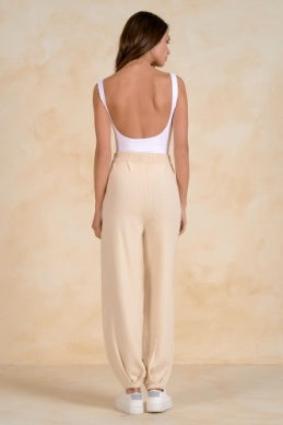 PLEATED KNIT PANTS