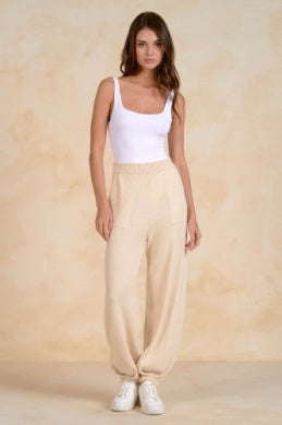 PLEATED KNIT PANTS