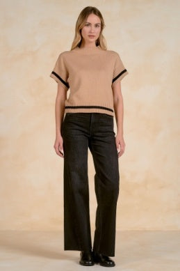 TAN SHORT SLV SWEATER W/BLACK DETAIL