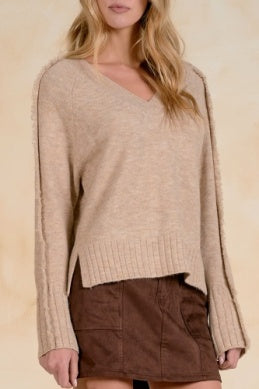 STONE V-NECK SWEATER W/FRAY DETAIL