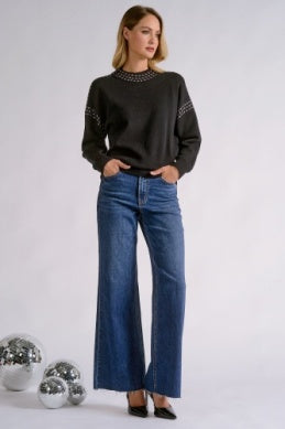 BLACK CREWNK RHINESTONE SWEATER